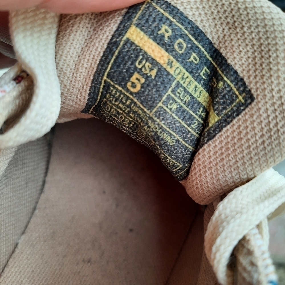 ๐ Roper Aztec shoes size 5 - Picture 4 of 4